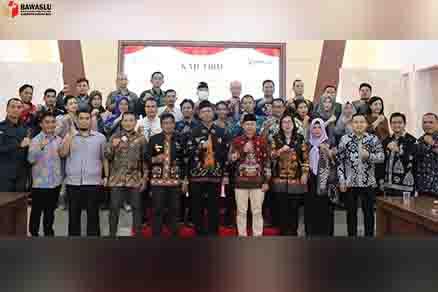 Bawaslu se-Kalimantan Tengah lakukan Uji Tiru JDIH di Pemkab Sukamara