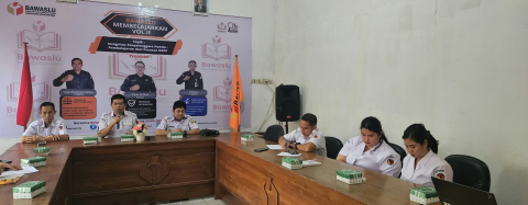 Bawaslu Gunung Mas Mantapkan Pengelolaan Media Sosial