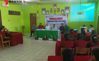 Bawaslu Kabupaten Gunung Mas Gelar Kegiatan Sosialisasi Pengawasan Pemilu Partisipatif di SMA Katolik Santo Arnoldus Janssen Kuala Kurun
