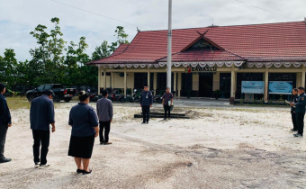 Tahun Baru, Pegawai Bawaslu Gunung Mas Diminta Tingkatkan Kinerja